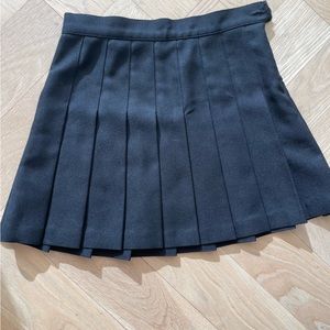 Black American Apparel Tennis skirt, Small